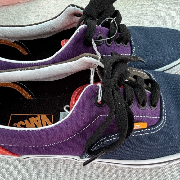 Vans Blue and Purple Canvas Sneakers with Vulcanized Sole - Picture 7 of 12
